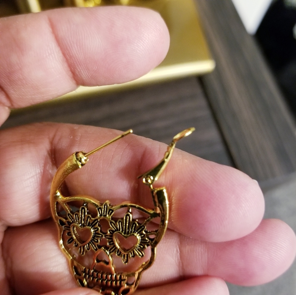 Gold Skull Hoop Earrings - Picture 3 of 4